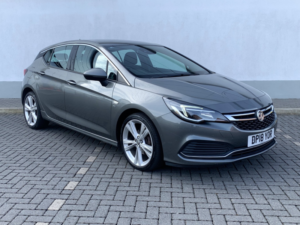 2018 Vauxhall Astra 1.4 Turbo Sri Vx-Line Nav 5-Door in Grey — image 3