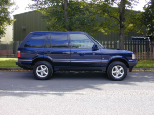 2001 Land Rover Range Rover Ref 8733 - Range Rover P38 4.0 Se Auto - (rhd - Ex Japan) in Blue — image 2