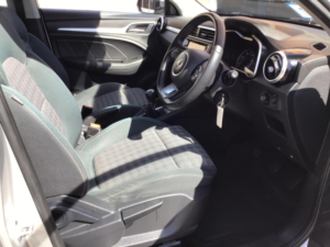 2017 MG MG Zs 1.5 Vti-Tech Excite Euro 6 (s/s) 5dr in Silver — image 2