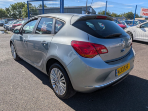 2013 Vauxhall Astra 1.4 16v Energy in Silver — image 3