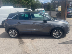 2020 Vauxhall Crossland X 1.2 Griffin SUV 5dr Petrol Manual Euro 6 (s/s) (83 Ps) in Grey — image 3