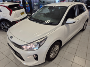 2019 Kia Rio 1.4 2 Hatchback 5dr Petrol Manual Euro 6 (s/s) (98 Bhp) in White — image 6