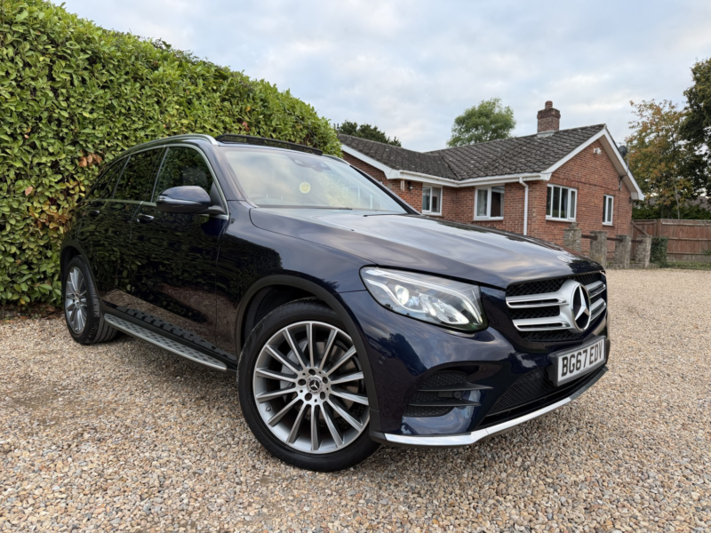 2017 Mercedes-Benz Glc 2.1 Glc220d Amg Line in Blue — image 1