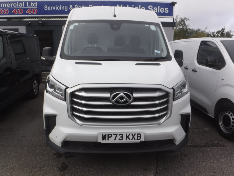 2023 Maxus Deliver 9 2.0 D20 in White — image 1
