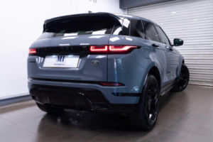 2022 Land Rover Range Rover Evoque 1.5 P300e 12.2kwh R-Dynamic Se Auto 4WD Euro 6 (s/s) 5dr in Grey — image 6
