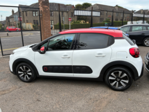 2017 Citroen C3 1.2 Puretech Flair Hatchback 5dr Petrol Manual Euro 6 (82 Ps) in White — image 5