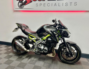 2017 Kawasaki Z900 900 Supernaked Euro 4 in Grey — image 6