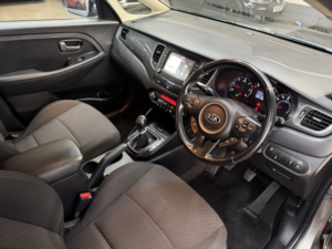 2018 Kia Carens 1.7 Crdi 2 in Silver — image 2