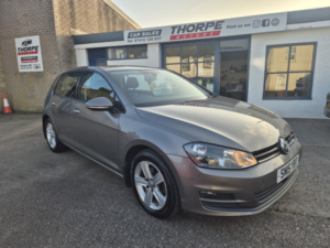 2015 Volkswagen Golf 1.4 Tsi Bluemotion Tech Match in Grey — image 2