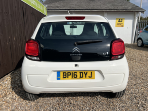 2016 Citroen C1 1.0 Vti Feel in White — image 5
