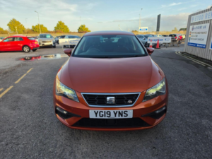 2019 SEAT Leon 1.5 Tsi Evo Fr DSG Euro 6 (s/s) 5dr in Orange — image 2
