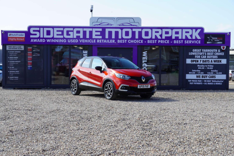 2019 Renault Captur 0.9 Tce Energy Iconic Euro 6 (s/s) 5dr in Multicolour — image 1