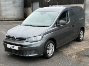 2021 Volkswagen Caddy 2.0 Tdi C20 Commerce Plus Swb Euro 6 (s/s) 5dr in Grey — image 5