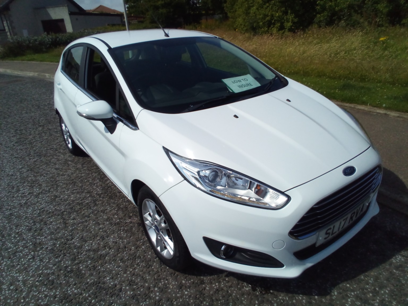 2017 Ford Fiesta 1.3 Zetec in White — image 1