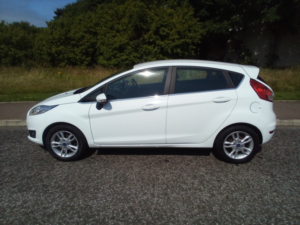 2017 Ford Fiesta 1.3 Zetec in White — image 5