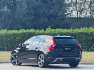 2016 Volvo V60 2.0 D4 R-Design Lux Nav Euro 6 (s/s) 5dr in Black — image 5