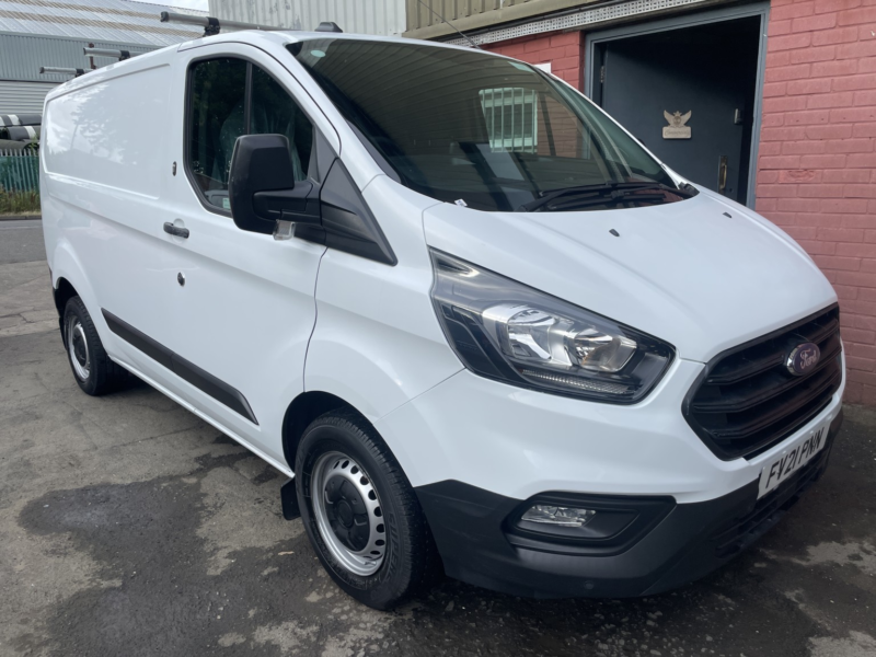 2021 Ford Transit Custom 2.0 Transit Custom Leader Van 300 L1 2.0l Ecoblue 130ps Mhev Fwd 6 Speed Manual in White — image 1