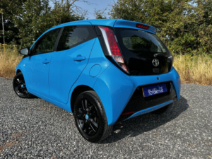 2016 Toyota Aygo 1.0 Vvt-I X-Cite in Blue — image 5