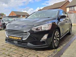2019 Ford Focus 1.0 T Ecoboost Zetec in Black — image 5