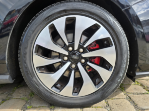 2019 Ford Focus 1.0 T Ecoboost Zetec in Black — image 6