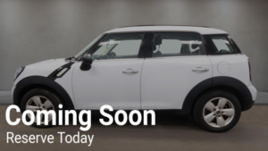 2015 MINI Countryman 1.6 One Countryman in White — image 2