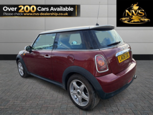 2008 MINI Hatch 1.6 Cooper Hatch in Red — image 5