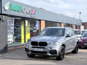 2016 BMW X5 2.0 X5 Xdrive40e M Sport in Grey — image 3