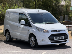 2018 Ford Transit Connect 1.5 Tdci 200 Limited in White — image 3