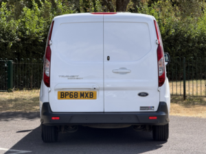 2018 Ford Transit Connect 1.5 Tdci 200 Limited in White — image 5