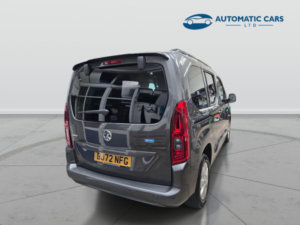 2022 Vauxhall Combo Life Automatic Elite S/s in Grey — image 5