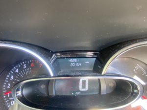 2017 Renault Clio 0.9 Dynamique Nav Tce 90 in Red — image 4