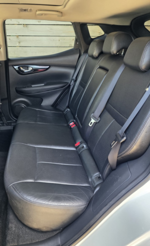2014 Nissan Qashqai 1.5 Dci Tekna in White — image 5