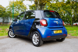 2017 Smart Forfour 1.0 Passion in Black — image 5