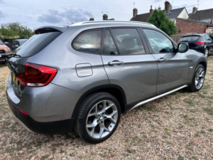 2012 BMW X1 2.0 X1 Xdrive20d Se in Grey — image 3