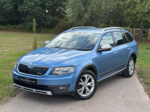 2014 Skoda Octavia 2.0 Tdi Scout Estate 5dr Diesel Manual 4WD Euro 6 (s/s) (150 Ps) in Blue — image 6