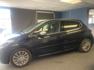 2018 Peugeot 208 1.2 Puretech Allure Eat Euro 6 (s/s) 5dr in Grey — image 3