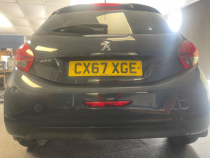 2018 Peugeot 208 1.2 Puretech Allure Eat Euro 6 (s/s) 5dr in Grey — image 4