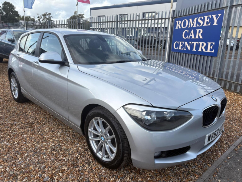 2013 BMW 1 Series 2.0 116d Se Euro 5 (s/s) 5dr in Silver — image 1