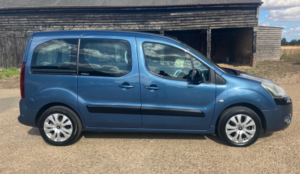 2012 Citroen Berlingo 1.6 Hdi Plus in Blue — image 3