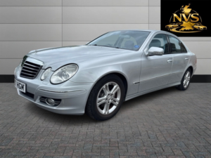 2007 Mercedes-Benz E Class 2.1 E220 Cdi Avantgarde in Silver — image 3