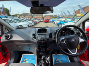 2015 Ford Fiesta 1.0t Ecoboost Zetec Euro 6 (s/s) 5dr in Red — image 2