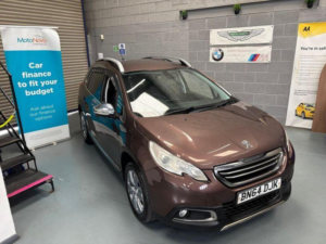 2014 Peugeot 2008 1.6 E-Hdi Allure Egc Euro 5 (s/s) 5dr in Brown — image 2