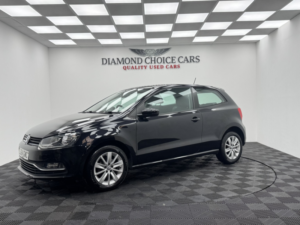 2014 Volkswagen Polo 1.0 Bluemotion Tech Se in Black — image 3