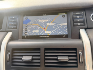 2018 Land Rover Discovery Sport Ed4 Se Tech in Grey — image 3