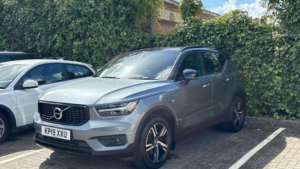 2019 Volvo Xc40 2.0 D3 R-Design Auto AWD Euro 6 (s/s) 5dr in Grey — image 3