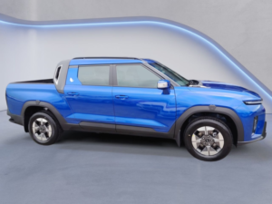 2026 Kgm Musso 80.6kwh Pickup Double Cab 4dr Electric Auto 4WD (237 Ps) in Blue — image 2