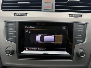 2015 Volkswagen Golf 1.6 Tdi Bluemotion Tech Match Euro 5 (s/s) 5dr in Red — image 5