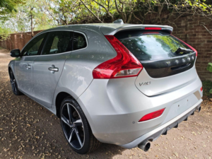 2013 Volvo V40 2.0 T5 R-Design Lux Nav Geartronic Euro 6 (s/s) 5dr in Grey — image 2