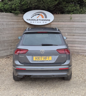 2017 Volkswagen Tiguan 2.0 Tdi Bluemotion Tech Sel in Grey — image 4