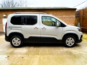 2020 Peugeot Rifter 3 SEAT Auto Wheelchair Accessible Disabled Access Vehicle Wav in Beige — image 6